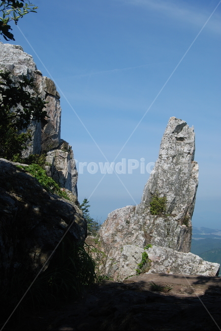 산,바위,하늘,자연,나무,자연,풍경,nature,landscape,outdoors,옥외,cliff,낭떠러지