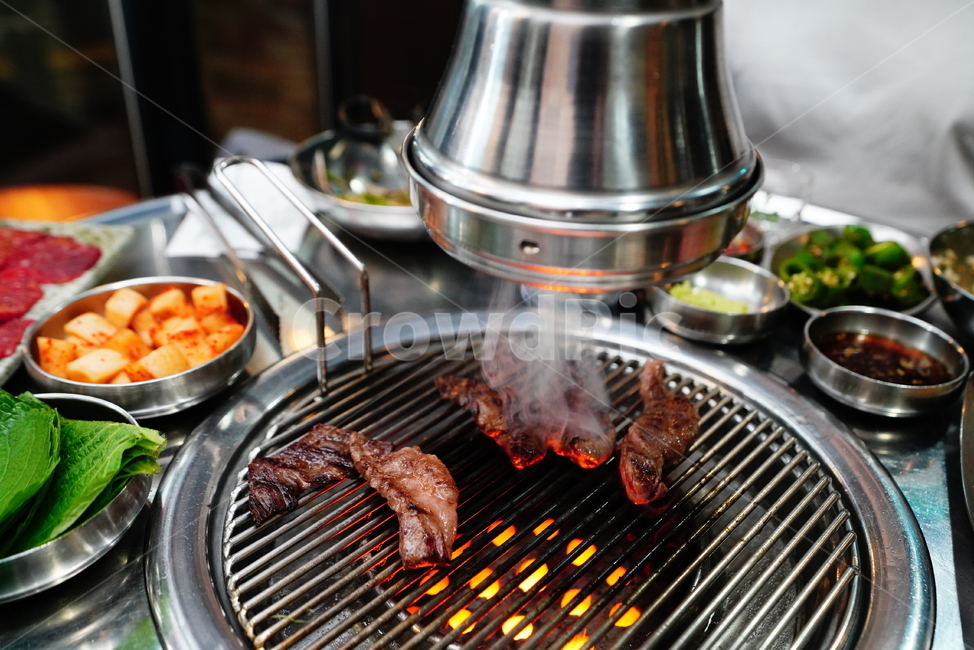고기,한우,술안주,먹거리,식사,음식,푸드,한식,연탄,불판,육식,음식,식재료,요리,food,cook,meal,dishes,food reserves,육류,고기,meat,한식,한국음식,한국요리,korean food,korean dishes,korean meal,korean cook