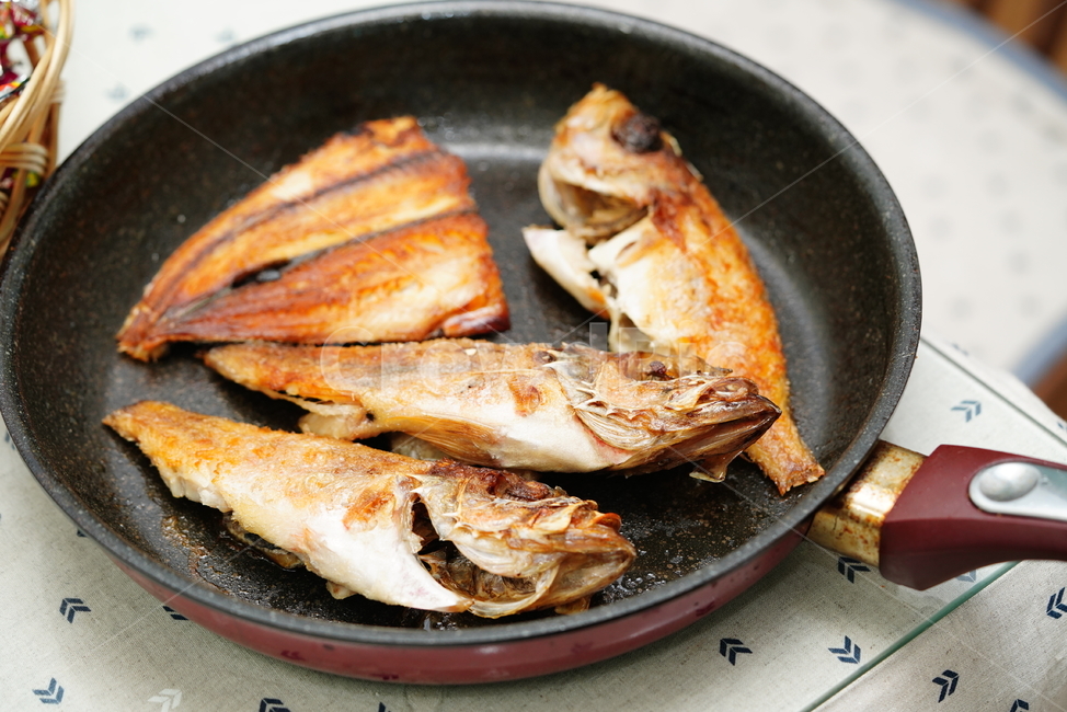 생선,반찬,안주,먹거리,음식,푸드,fish,구이,요리,후라이팬,식사,food,집밥,수산물,해산물,fishery products,seafood