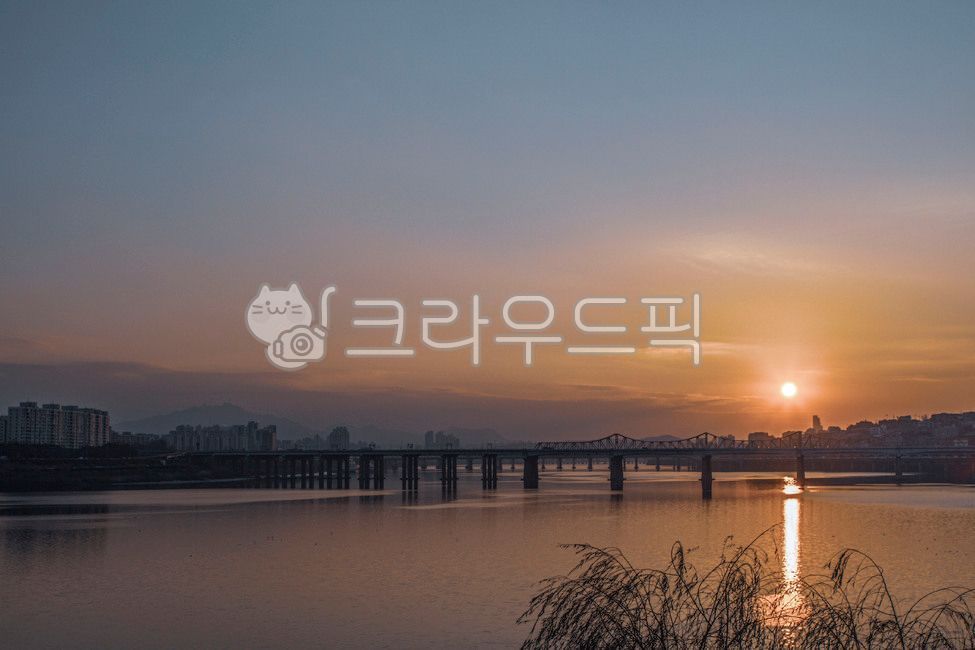 서울,한강,강변북로,서울숲,보행전망교,동호대교,물,물가,다리,일몰,황혼,water,waterfront,bridge,sunset,dusk