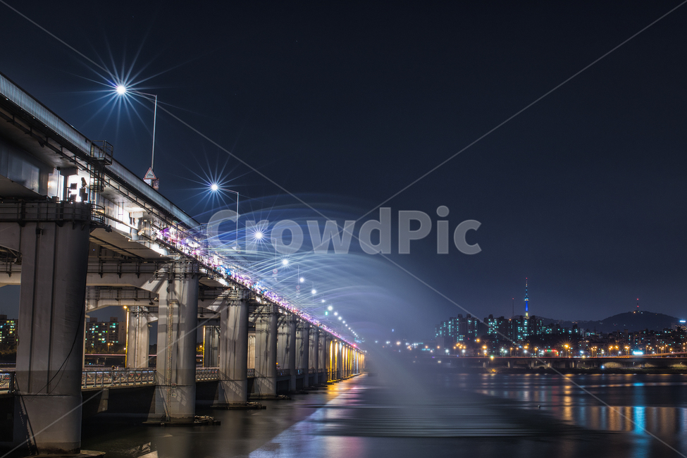 반포대교,무지개분수,야경,서울야경,서울밤,한국도시풍경,koreacityscape,flare,light,빛,야경,밤,풍경,nightscape,night,landscape,도시,city,한국도시풍경,한국도시경관,korea cityscape