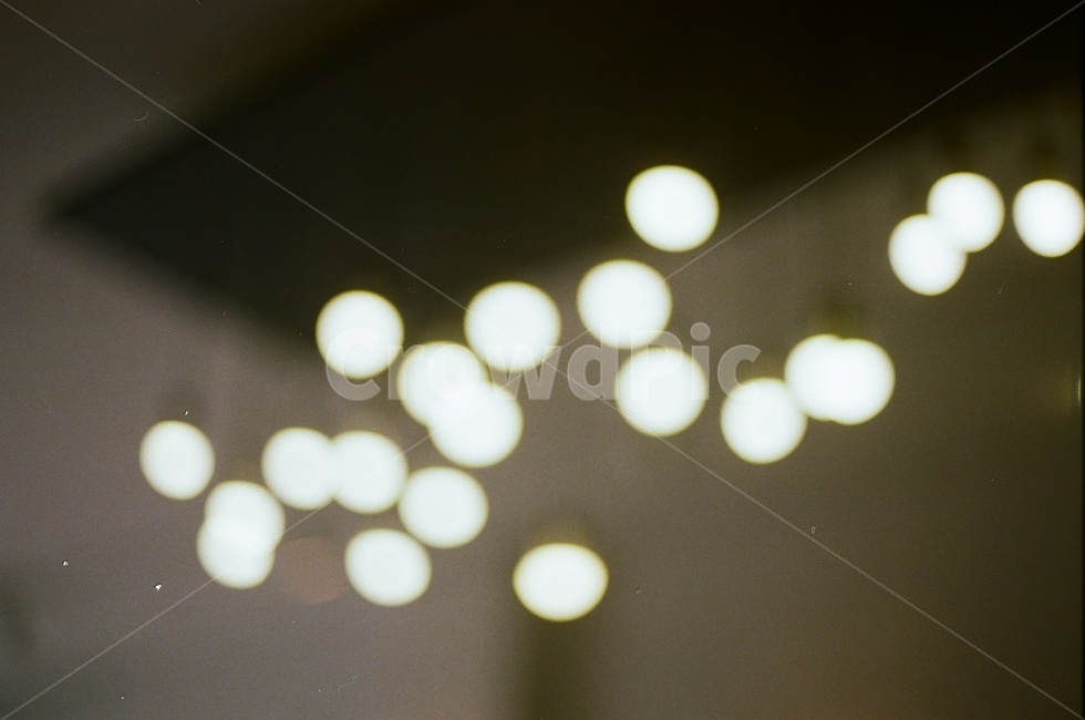 카페,cafe,필름사진,조명,보케,bokeh,film,필름,인테리어,interior,감성,sensible,feeling