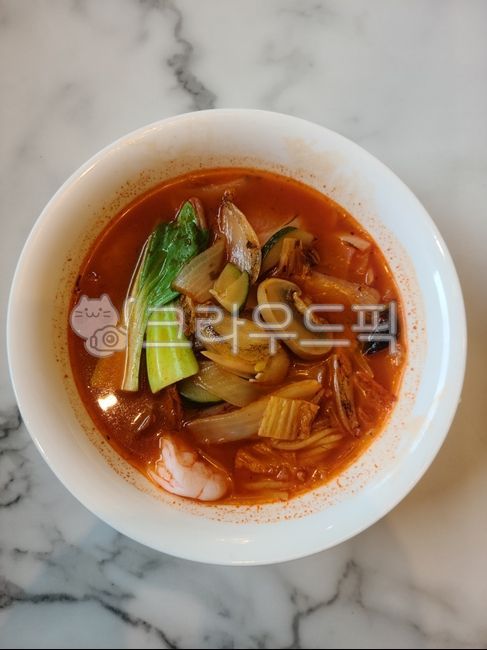 짬뽕,국수,중국음식,중국요리,삼선짬뽕,해물짬뽕,음식,food,meal,식사,dish,접시,bowl,그릇