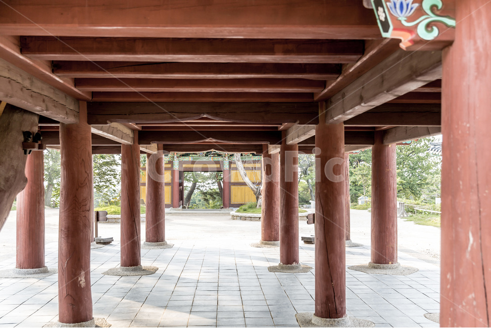 패턴,기둥,주춧돌,문화,전통,유적지,한국전통,한국문화,korean traditional,korean culture,건축물,건물외관,exterior,building,structure,architecture,construction