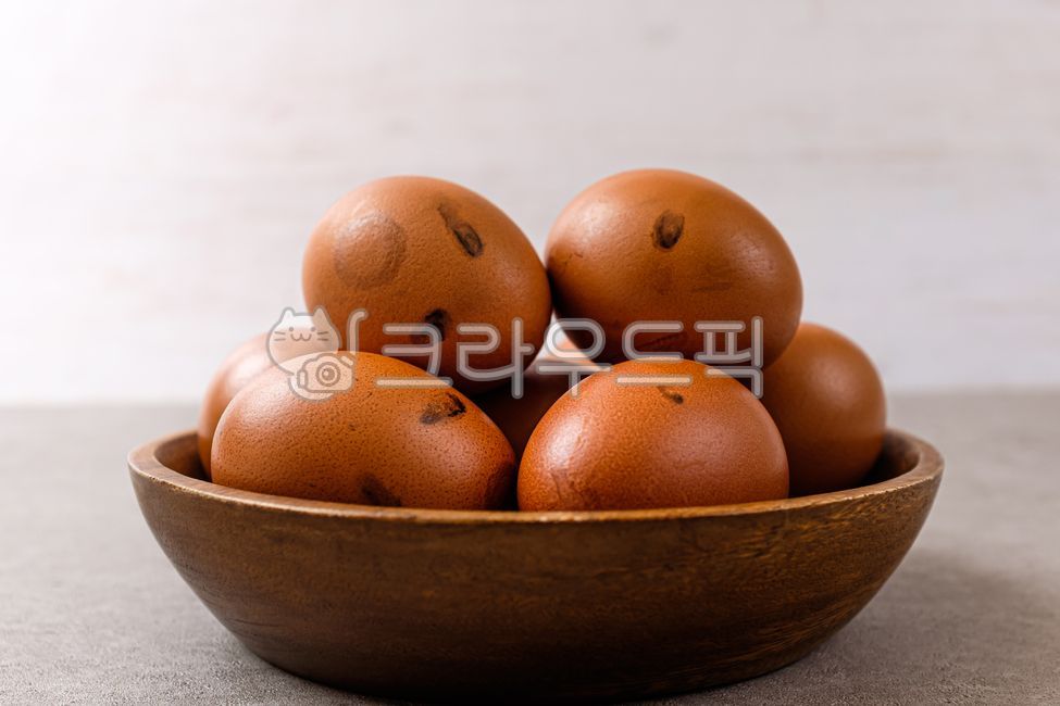 close up,fragrant,ingredient,smoked,egg,savory,smoked eggs,food,meal,smoked egg,plain,smoking,protein,grocery,Food Ingredients,ingredients,incense