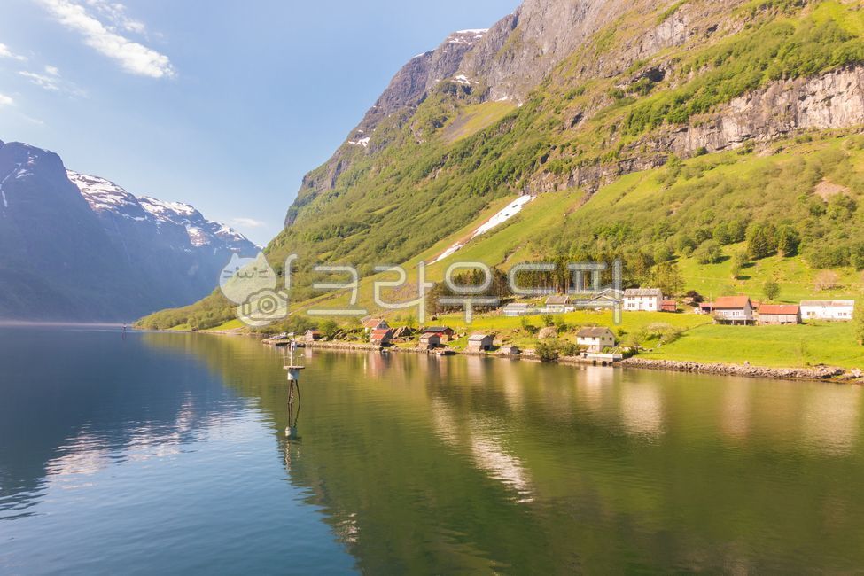 fiord,mountainrange,fjord,mountain,Norway,nature,norway,mountain range,water