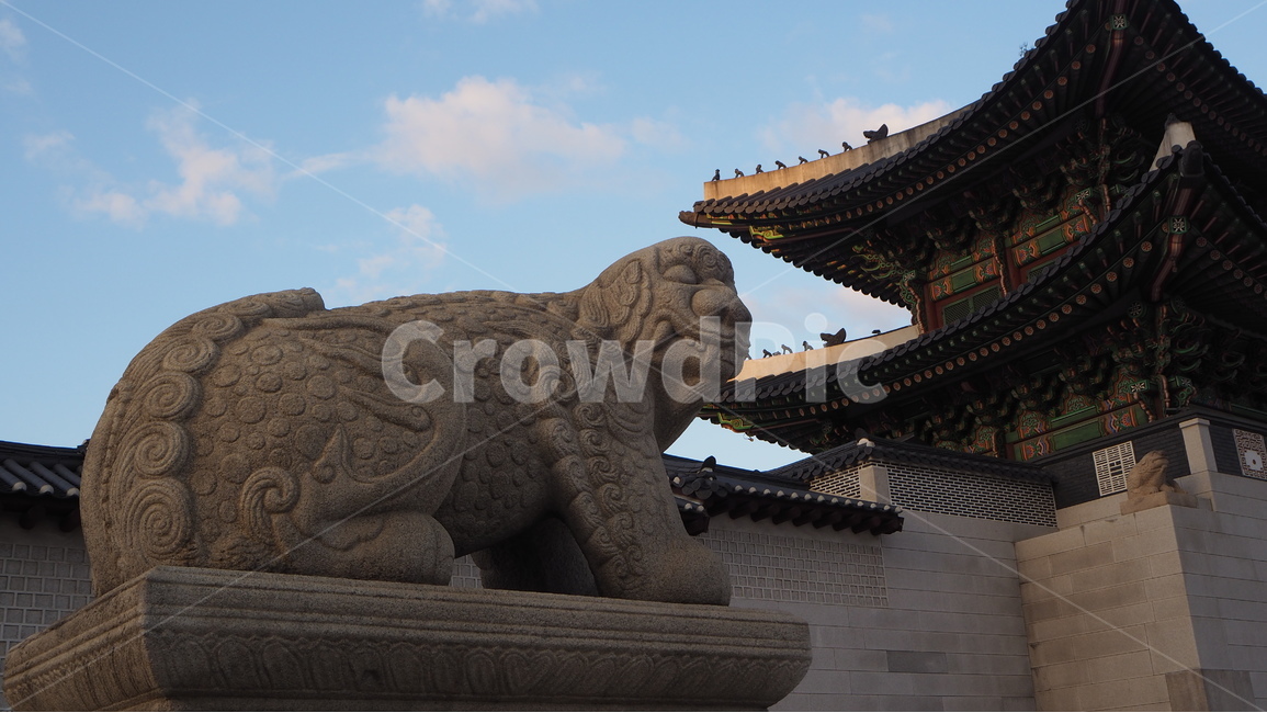 경복궁,한국,하늘,구름,해태,기와,전통,건축,디자인,해질무렵,전통건축물,건축물,조선,대한민국,광화문,종로,일상,색감,emotion,daily,sensible,feeling,healing,snap,스냅,landscape,감성사진,한국전통,한국문화,korean traditional,korean culture,랜드마크,landmark,tourist attraction,한국랜드마크,한국관광지,한국명소,korea landmark,korea tourist attraction,건축물,건물외관,exterior,building,structure,architecture,construction