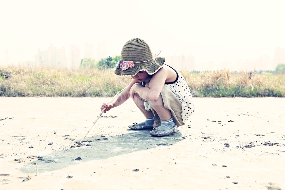 여자아이,아이,6세여아,사람,어린이,풍경,자연,배경