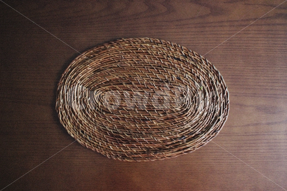 테이블,식탁,테이블매트,탑뷰,우드,브라운,갈색,인도네시아,발리,table,tablemat,topview,wood,brown,indonesia,bali,사물,물건,오브젝트,thing,object,matter