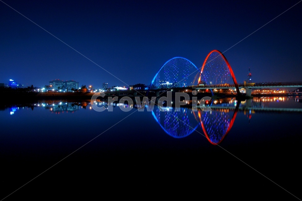 대전관광,엑스포대교,풍경,야경,갑천,야경,밤,풍경,nightscape,night,landscape,건축물,건물외관,exterior,building,structure,architecture,construction,건물,lighting,조명