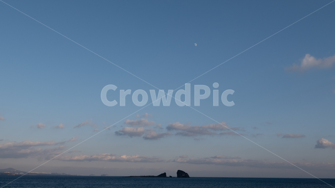 제주,제주도,jeju,형제섬,brotherisland,섬,island,하늘,sky,바다,sea,blue,파란색,구름,달,cloud,moon,풍경,자연,nature,landscape,자연,풍경,nature,landscape,한국자연풍경,한국자연경관,korea nature landscape,제주도,jeju,jeju island