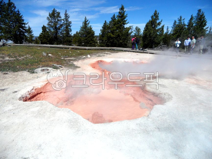 옐로우스톤,국립공원,미국,와이오밍,배경,유네스코,세계자연유산,세계유산,수증기,열탕,분출,유황,간헐천,산성,신비로운,핫스프링,광물,퇴적물,산,자연,옥외,물,풍경,경치,경관,yellowstone,nationalpark,usa,wyoming,background,unesco,worldnaturalheritage,worldheritage,watervapor,hotwater,eruption,sulfur,geyser,acid,mystical,hotspring,mineral,sediment,mountain,nature,outdoors,water,landscape,scenic