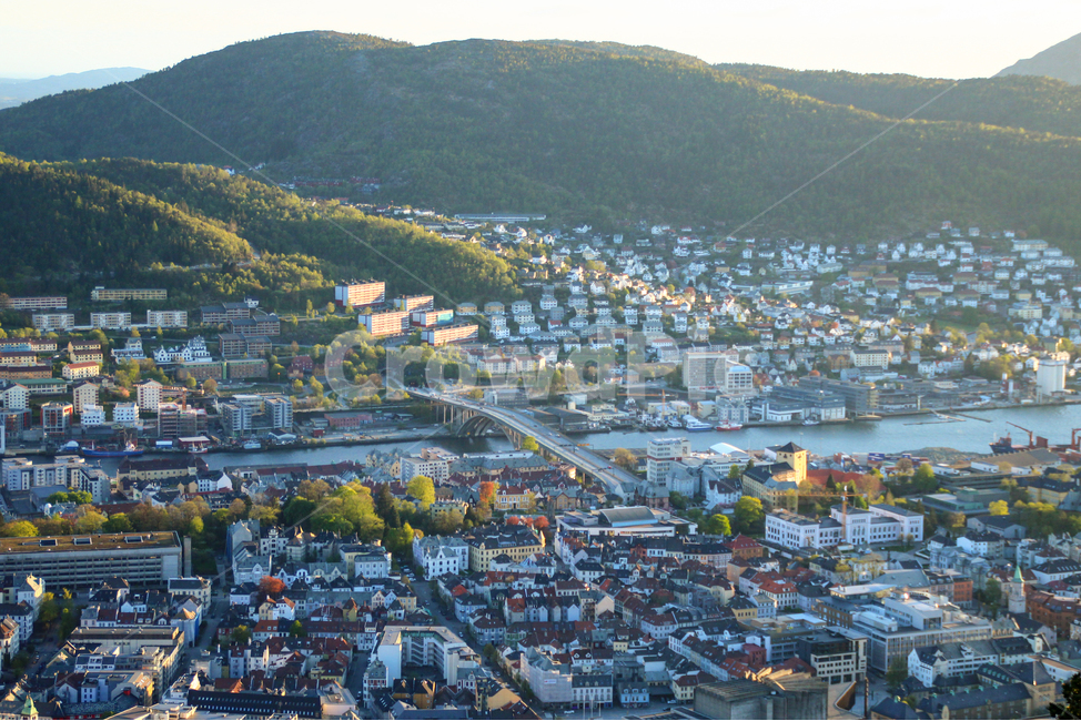 city,dusk,clouds,scenery,summit,early evening,observatory,superb view,beautiful,view,fjord,port city,Mt Flen,sky,travel destination,Northern Europe,setting sun,golden light,Bergen,tourist destination,fairy tale village,downtown,sunlight,Norway,sunset,pano