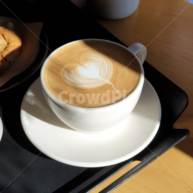 latte,라떼,cup,컵,beverage,마실것,drink,coffeecup,커피컵
