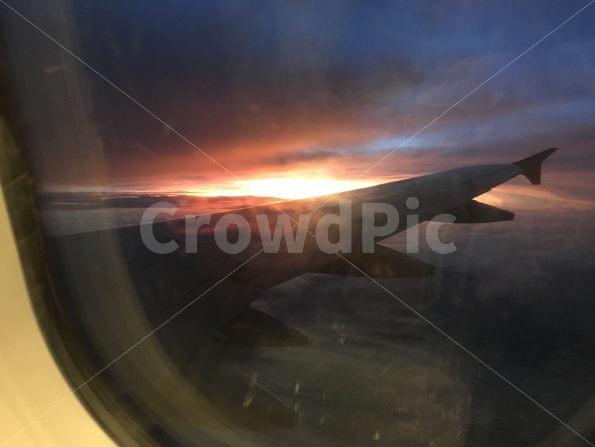 해외여행,비행기,기내,일출,하늘,여행,휴가,traveling,vacation,trip,교통,교통수단,traffic,transportation,flare,플레어,light,빛
