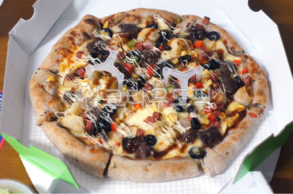 pizza,meatpizza,Bulgogi Pizza,Homemade Pizza,bulgogipizza,food