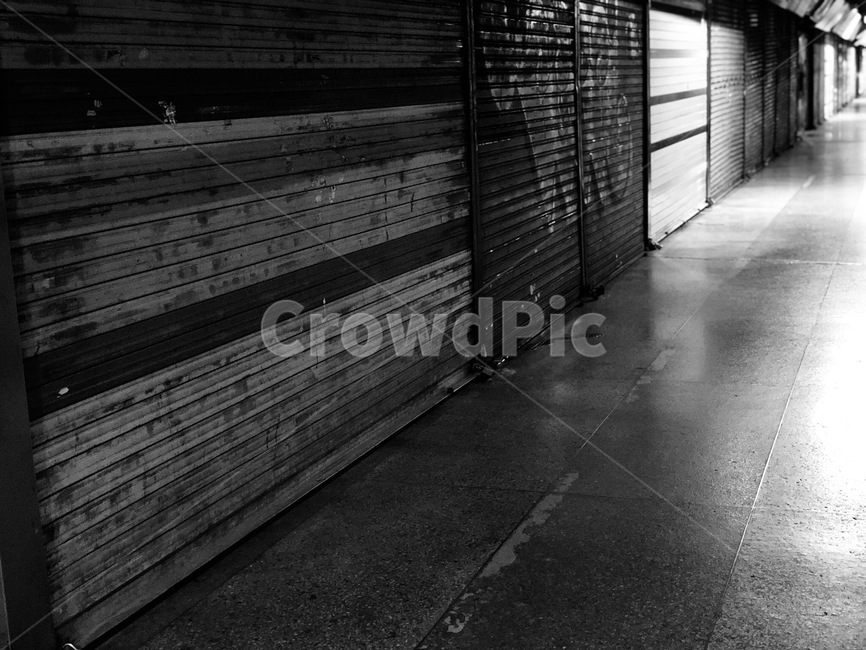상가,셔터,셔터문,문,가계,복도,corridor,흑백