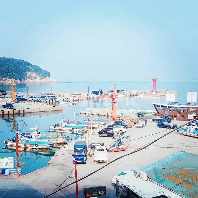 부두,부둣가,바다,배,등대,port,dock,ship,물