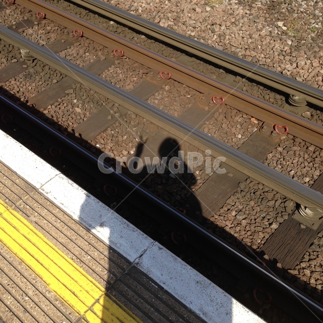 기차역,지하철,영국,그림자,지하철역,기차,train,tube,subway,unitedkingdom,uk,shadow,staion,underground,undergroundstation