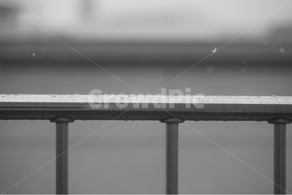 눈,베란다,난간,난간손잡이,겨울,흑백,모노톤,monochrome,black and white