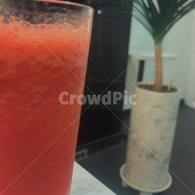 카페,딸기주스,나무,cafe,strawberry