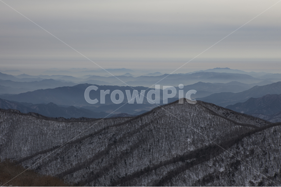 겨울,덕유산,산,풍경,자연,눈,white,winter,landscape,nature,snow,겨울,계절,winter,season,자연,풍경,nature,landscape,한국자연풍경,한국자연경관,korea nature landscape,mountain range,산맥,outdoors,옥외,mountain