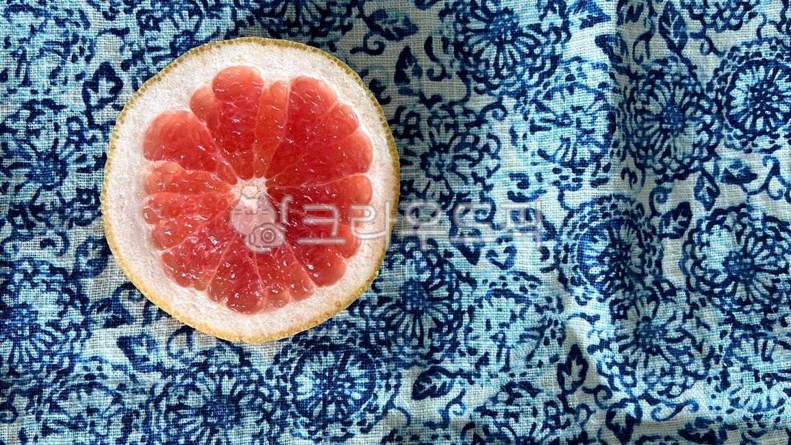 grapefruit,그레이프프루트,fruit,과일,감귤류과일,citrusfruit,식물,plant,food,음식