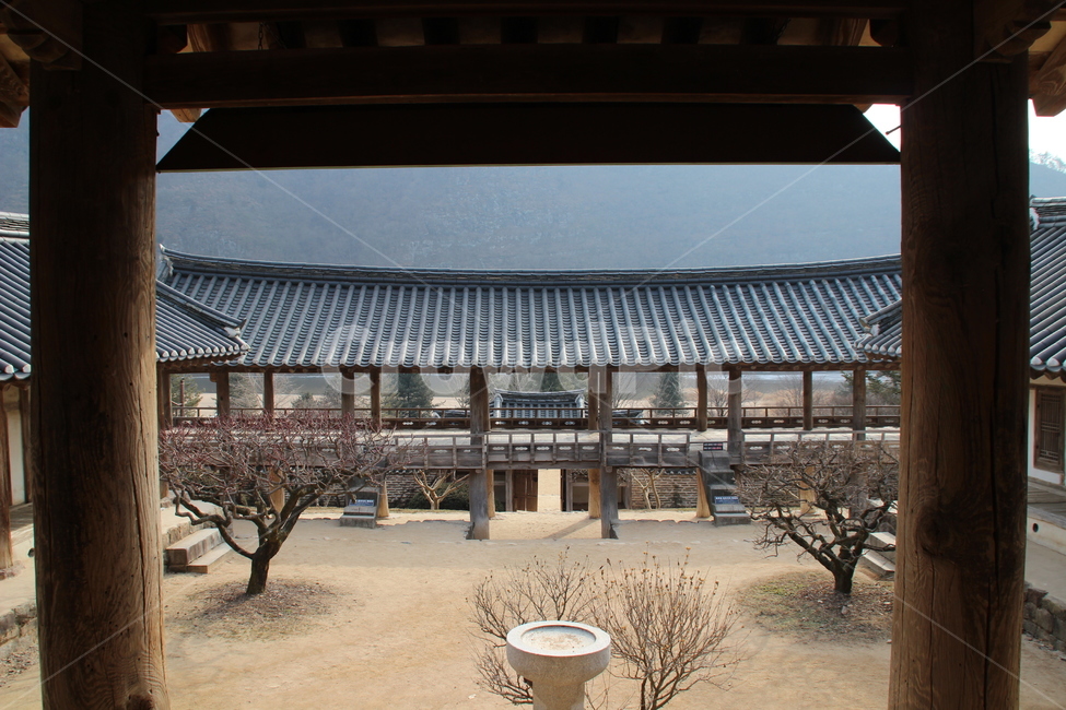 병산서원,건축,서원,byeongsan,architecture,confucianacademy,한국전통,한국문화,korean traditional,korean culture,건축물,건물외관,exterior,building,structure,architecture,construction