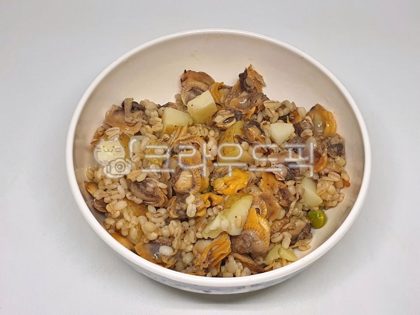 꼬막비빔밥,제철음식,여름별미,여름음식,한국음식,한국요리,전통음식,식사,끼니,레시피,recipe,food,cocklebibimbap,koreanfood,kfood,koreandishes,그릇,bowl,보리밥