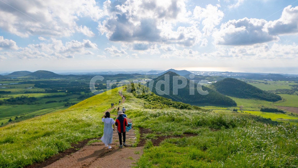 human,outdoors,언덕,countryside,한지방,옥외,인간,person,nature,사람,자연,hill,orum,제주,제주도,오름,새별오름,새별,jeju,자연,풍경,nature,landscape