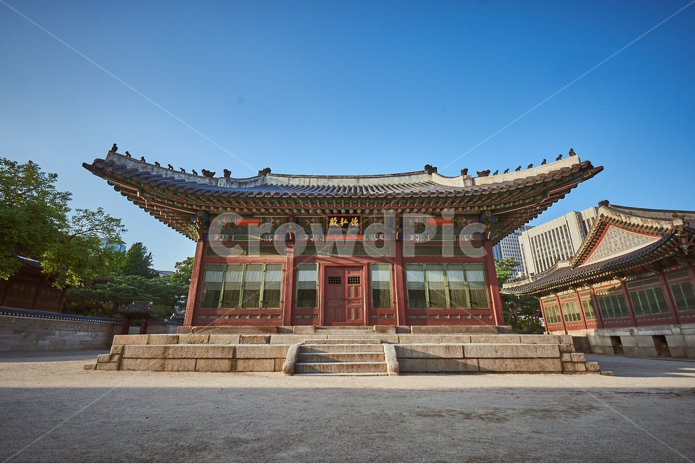korea,korean,traditional,architecture,한국,대한민국,정통,덕수궁,서울,palace,seoul,house,building,오후,afternoon,건축물,건물,한국전통,한국문화,korean traditional,korean culture,랜드마크,landmark,tourist attraction,한국랜드마크,한국관광지,한국명소,korea landmark,korea tourist attraction
