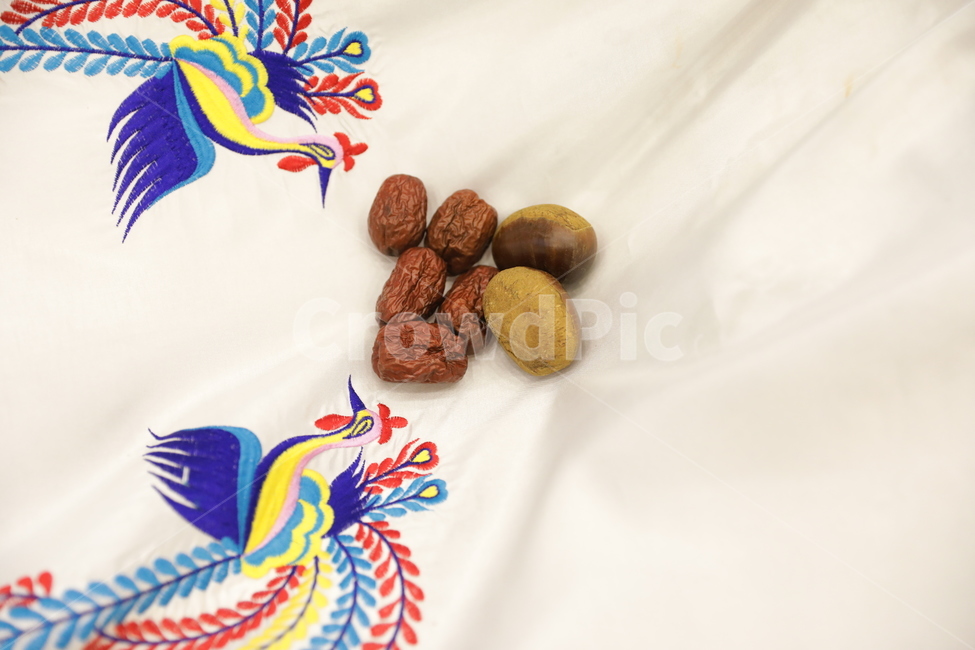 폐백,폐백밤대추,밤,대추,전통,전통혼례,한국전통,한국문화,korean traditional,korean culture,결혼,혼례,웨딩,wedding,marriage,marry,기념일,축하,anniversary,congratulation,celebrate,celebration
