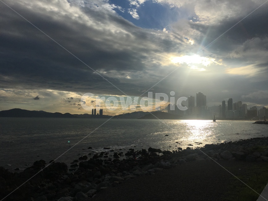 바다,파도,구름,하늘,light,cloud,ocean,wave,sky,빛