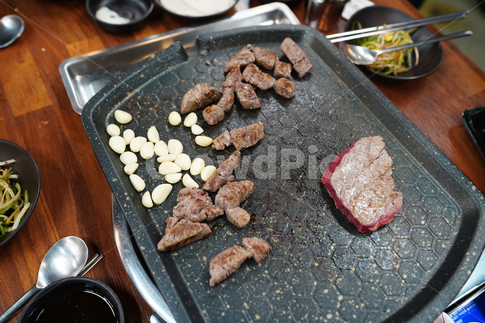 한우,고기,육류,육식,소고기,구이,먹거리,안주,식사,음식,food,한식,음식,식재료,요리,food,cook,meal,dishes,food reserves,육류,고기,meat,한식,한국음식,한국요리,korean food,korean dishes,korean meal,korean cook