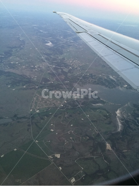 outdoors,옥외,landscape,경치,nature,자연,scenery,풍경,aerialview,항공사진,비행기,하늘,airplane,sky