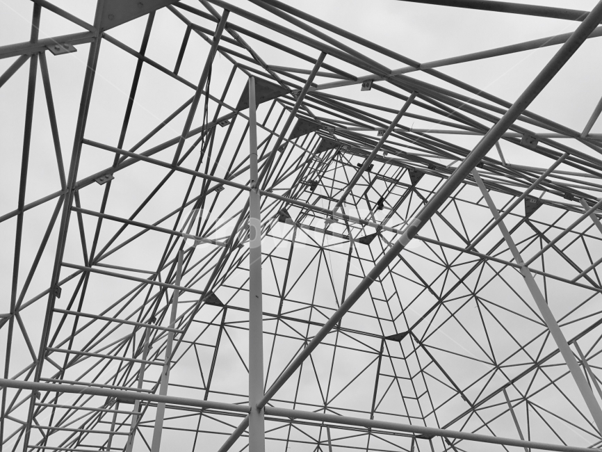 흑백,철근,오후,고층,사다리,흑백,모노톤,monochrome,black and white,건축물,건물외관,exterior,building,structure,architecture,construction
