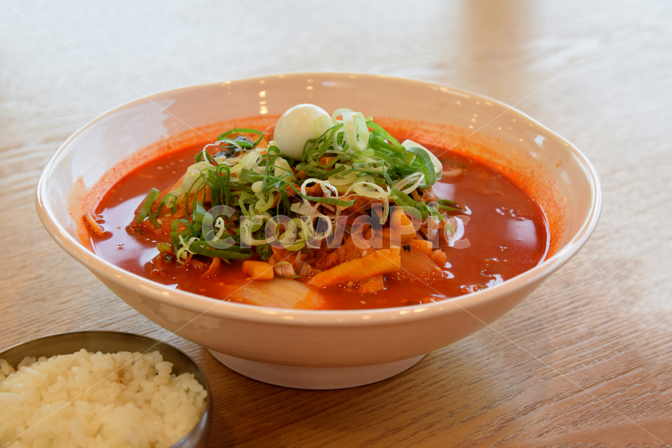 짬뽕,탕수육,밥,공기밥,중식,중화요리,중국음식,중국요리,메추리알,요리,식사,음식,meal,food,dish,egg,rice,음식,식재료,요리,food,cook,meal,dishes,food reserves,중식,중국음식,중화요리,chinese food,chinese dishes,chinese meal,chinese cook