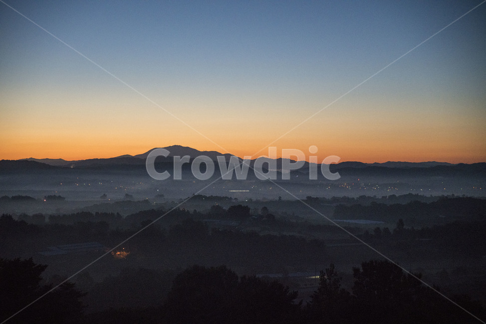 풍경,일출,여명,안개,밀재,자연,풍경,nature,landscape,outdoors,옥외,dusk,황혼,sunset,일몰,sky,하늘,dawn,새벽,red sky,붉은 하늘