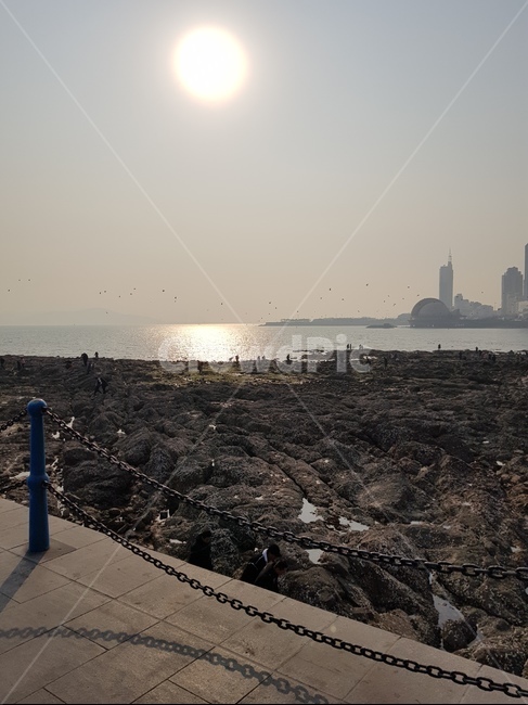 바다,중국,여행,햇살,해,배경,갯벌,오후,따뜻한,sea,china,travel,sunshine,sun,sunny,background,afternoon,자연,풍경,nature,landscape,해변,바다,beach,sea