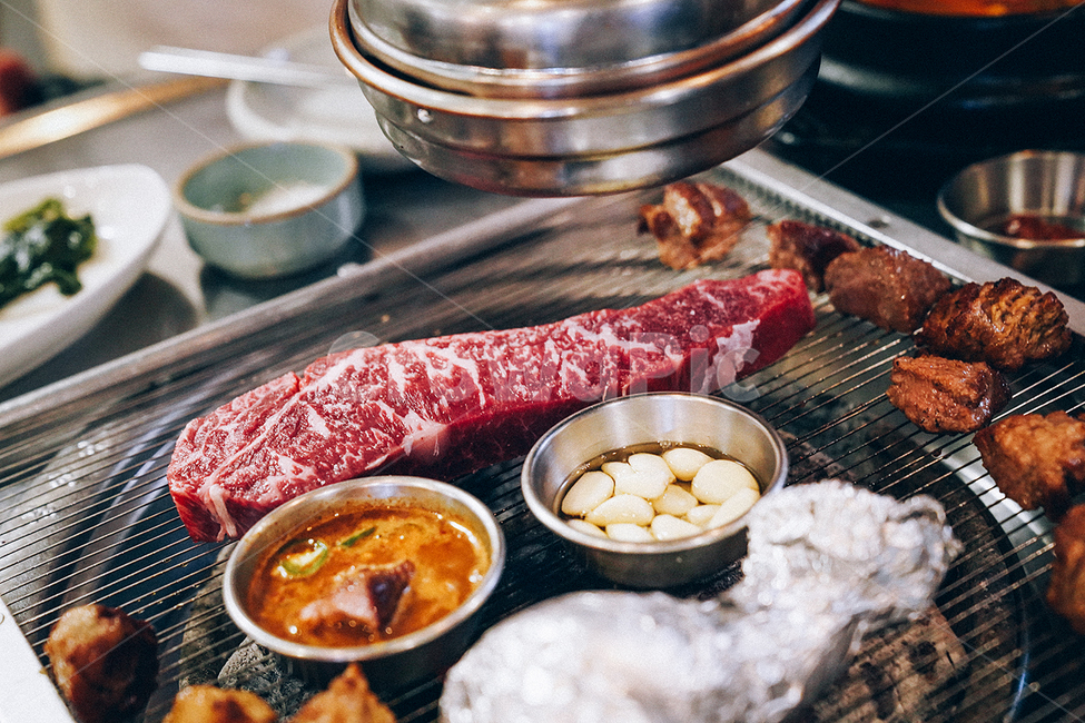 소고기,채끝,등심,숯불,직화,고기,food,맛집,음식,식재료,요리,food,cook,meal,dishes,food reserves,육류,고기,meat