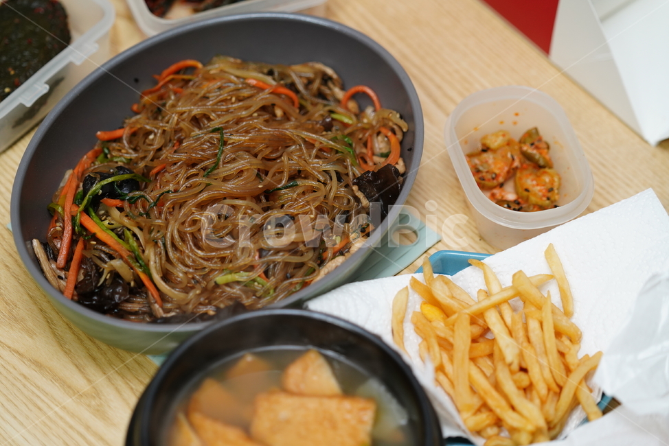 음식,푸드,한식,집밥,잡채,오뎅,어묵,국물,뚝배기,먹거리,간식,음식,식재료,요리,food,cook,meal,dishes,food reserves