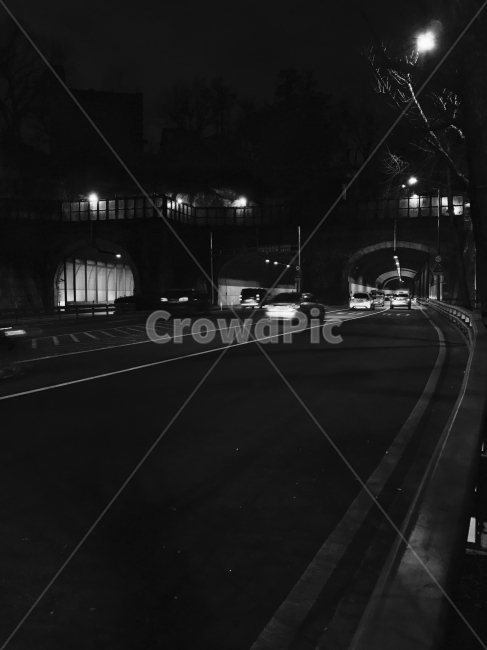 흑백,터널,불빛,자동차,밤,흑백,모노톤,monochrome,black and white,교통,교통수단,traffic,transportation,asphalt,아스팔트,road,도로