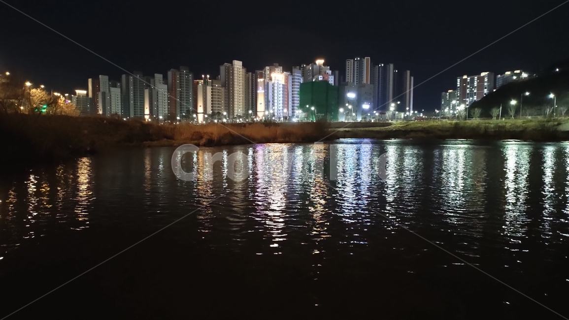 전주시,삼천천,삼천천야경,도심천야경,천변야경,building,건물,metropolis,중심지,town,도시,city,시티,urban,어반,날씨,weather,자연,nature,야경,밤,풍경,nightscape,night,landscape