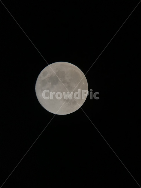 만달,보름달,보름,달,슈퍼문,야경,밤,풍경,nightscape,night,landscape,astronomy,천문학,universe,우주,outdoors,옥외,nature,자연,moon,outer space,대기권 밖