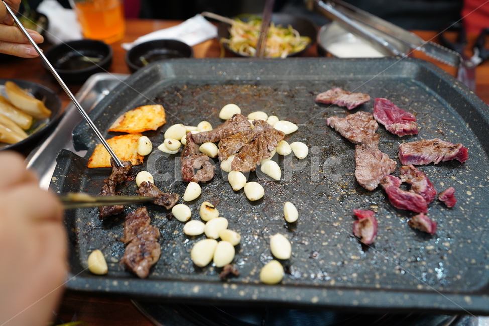 한우,고기,육류,육식,소고기,구이,먹거리,안주,식사,음식,food,한식