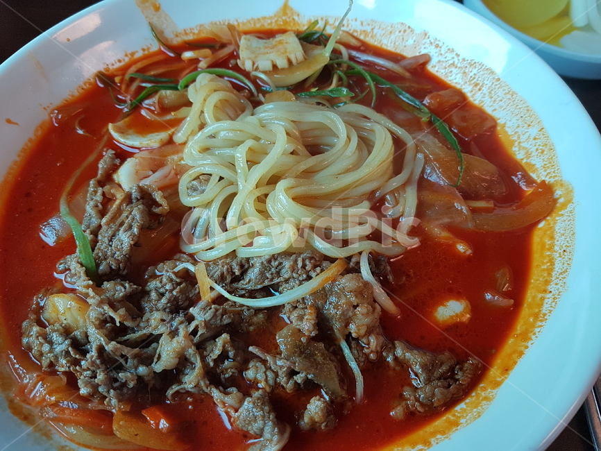짬뽕,짬뽕맛집,중국집,고기짬뽕,얼큰한짬뽕,빨간짬뽕,시원한짬뽕,매운짬뽕,면요리,면음식
