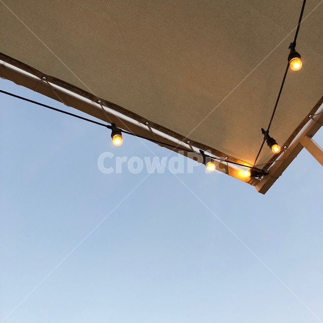 전등,조명,하늘,파랑,sky,감성사진,카페,cafe,interior