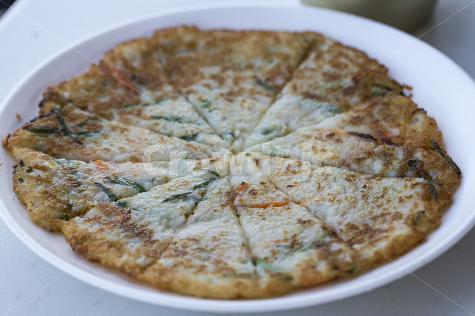 전,감자전,부침개,음식,한식,한국음식,감자,막걸리,술안주,음식,식재료,요리,food,cook,meal,dishes,food reserves,한식,한국음식,한국요리,korean food,korean dishes,korean meal,korean cook