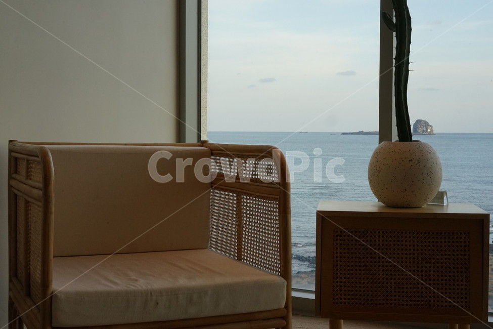 카페,풍경,잔잔한,느낌있는,homedecor,furniture,가정장식,가구,couch,침상