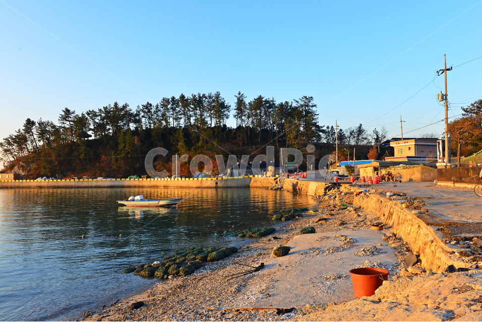 gravel,자갈,road,도로,dirtroad,흙길,장흥,소등섬,소등섬일출,여명,일출,해돋이,정남진,nature,water,물,shoreline,해안선,sea,바다,watercraft,선박,transportation,교통,outdoors,옥외